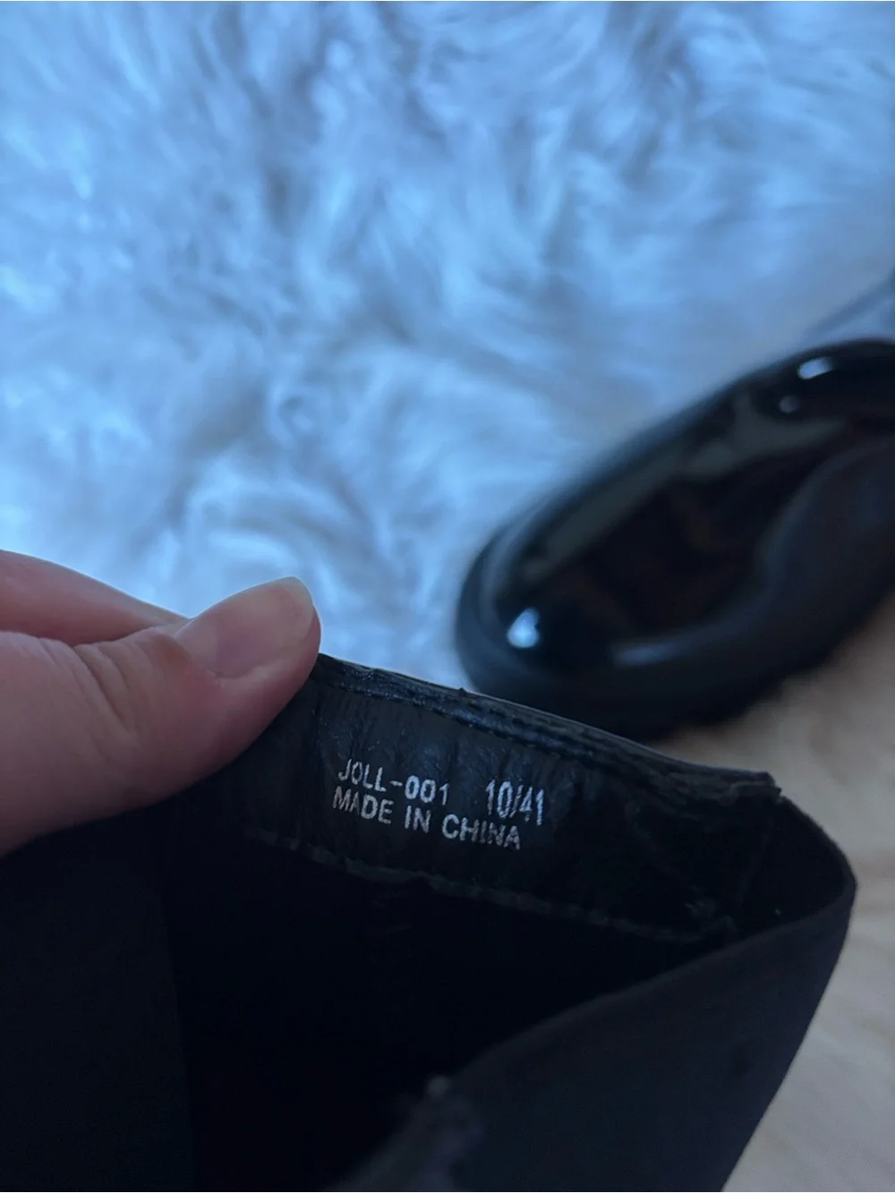 Chinese Laundry Black Patent Chelsea Lug Boot Size 10
